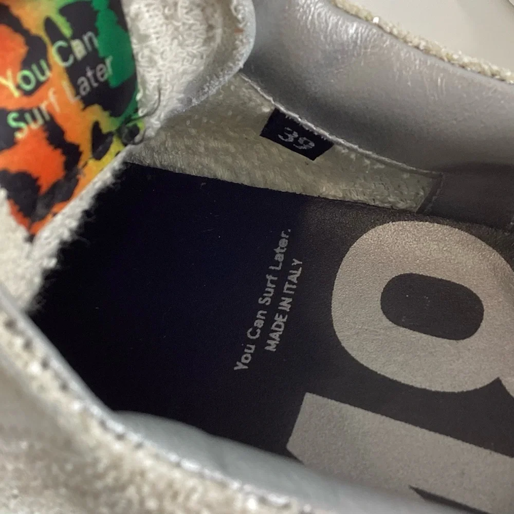 P448 John Glitter Sneakers | 39 / 8.5